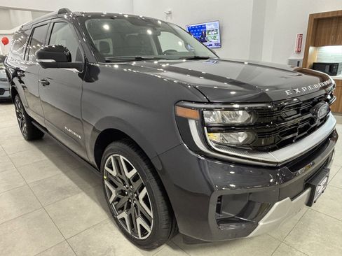 New 2026 Ford Expedition Max Platinum image 1