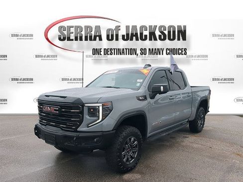 Used 2024 GMC Sierra 1500 AT4X AWD/4WD image 5