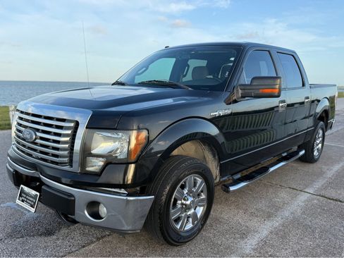 Used 2010 Ford F150 XL RWD image 1
