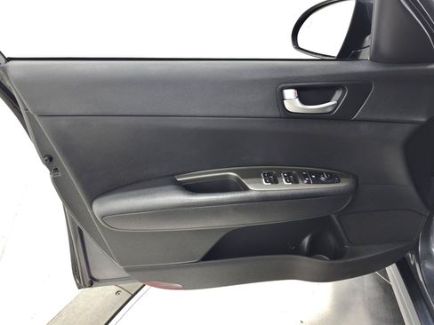 Used 2020 Kia Optima LX FWD image 13
