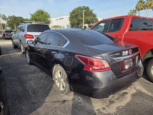 Used 2013 Nissan Altima 2.5 SL FWD image 4