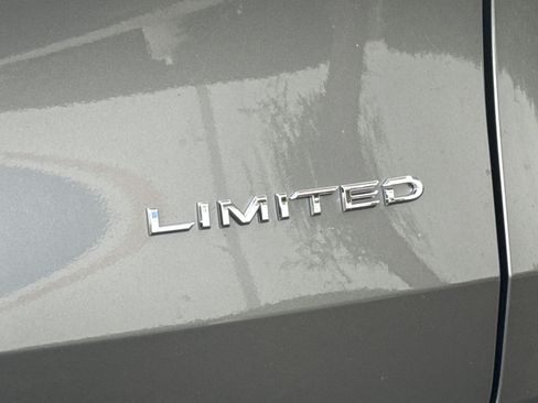 Certified 2026 Toyota Grand Highlander FWD image 9