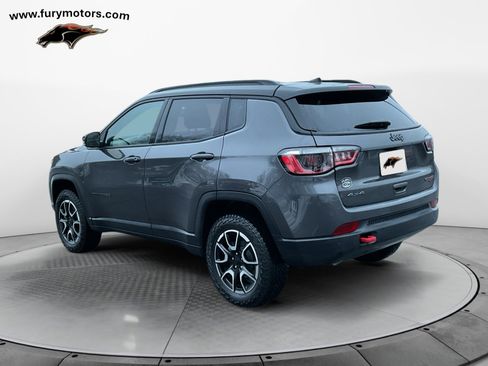 Used 2024 Jeep Compass Trailhawk w/ Trailhawk Convenience Group image 5