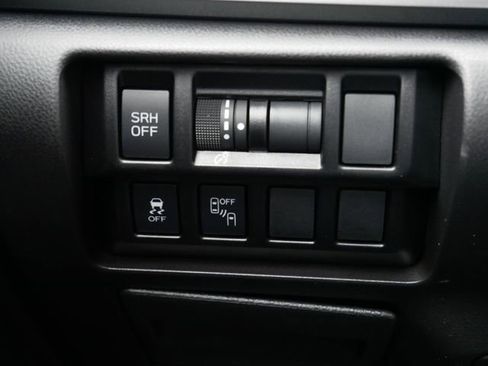 Used 2023 Subaru Impreza 2.0i Limited w/ Popular Package #2 AWD/4WD image 44