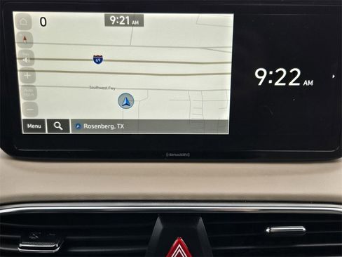 Used 2023 Hyundai Santa Fe SEL image 15