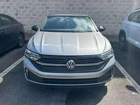 Certified 2024 Volkswagen Jetta Sport image 2