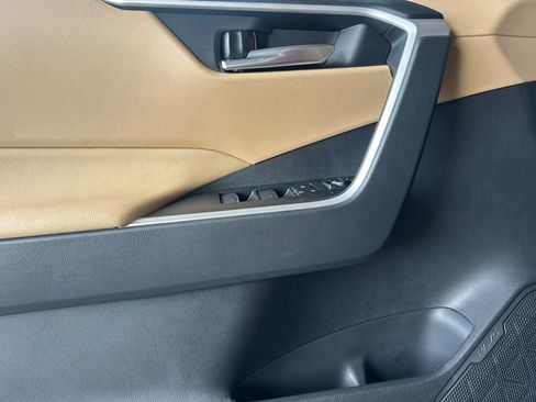 New 2025 Toyota RAV4 XLE image 12