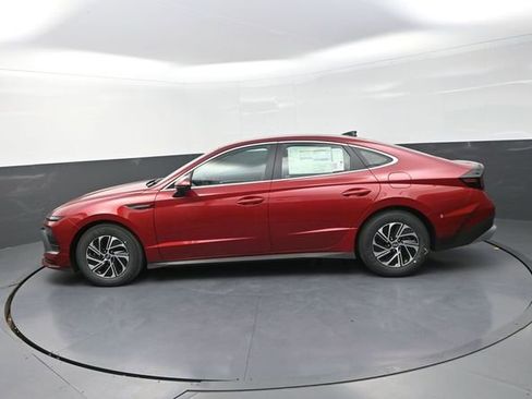 New 2026 Hyundai Sonata Blue FWD image 5