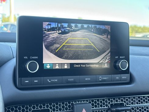 Certified 2025 Honda HR-V Sport image 30