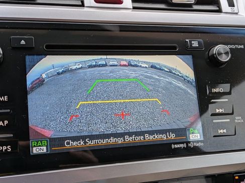 Used 2017 Subaru Outback 2.5i Limited image 15