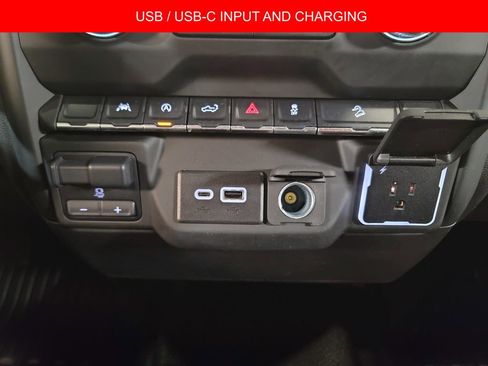 Used 2024 GMC Sierra 1500 Pro w/ Pro Value Package image 14