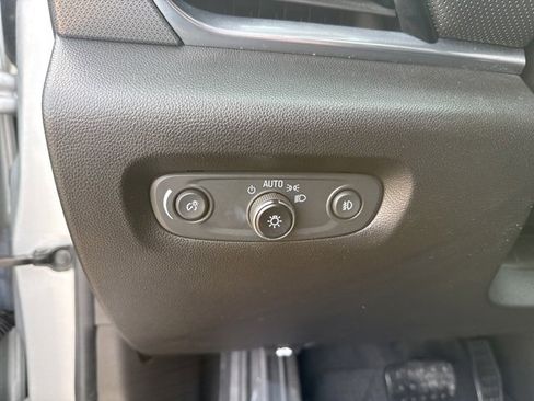 Used 2019 Chevrolet Traverse Premier w/ Redline Edition image 25