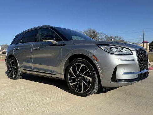 Used 2024 Lincoln Corsair Grand Touring w/ Equipment Group 302A image 3