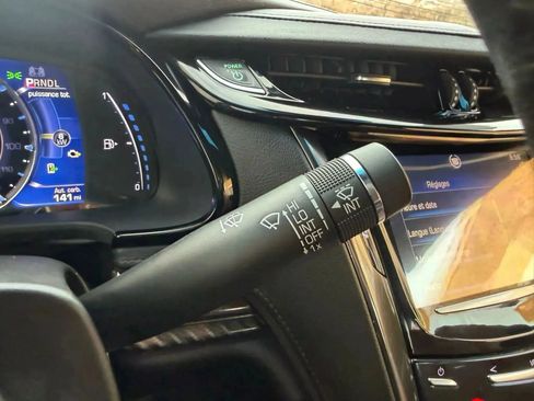 Used 2014 Cadillac ELR w/ Luxury Package FWD image 15