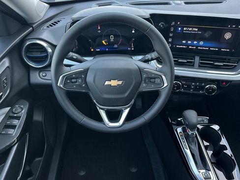 New 2026 Chevrolet Trax LT w/ Driver Confidence Package FWD image 14