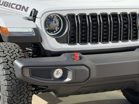 New 2026 Jeep Wrangler Unlimited Rubicon AWD/4WD image 7