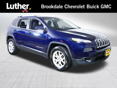 Used 2015 Jeep Cherokee Latitude w/ Comfort/Convenience Group AWD/4WD image 1