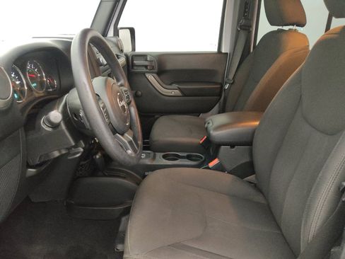Used 2016 Jeep Wrangler Unlimited Sport AWD/4WD image 17