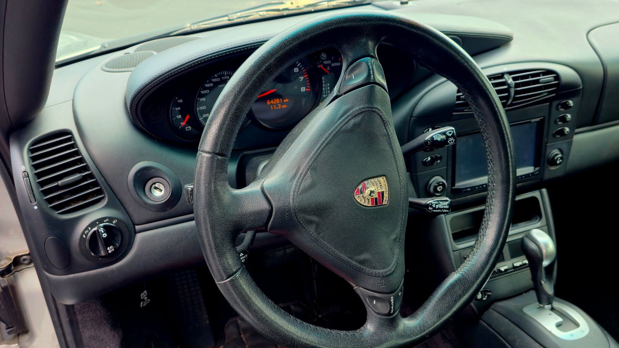 Used 2001 Porsche 911 Turbo AWD/4WD image 6