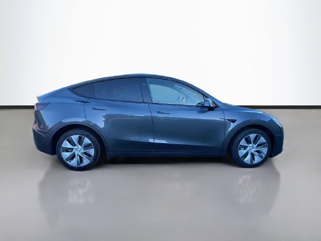 Used 2023 Tesla Model Y Long Range AWD/4WD image 8