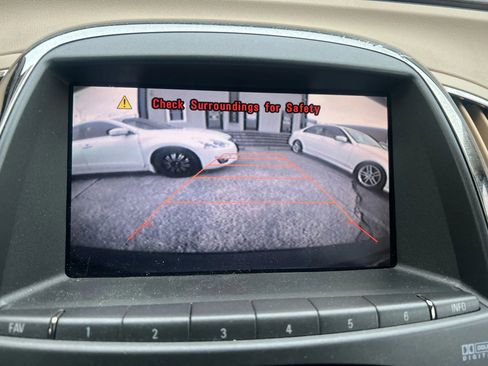 Used 2010 Buick LaCrosse CXS w/ Touring Package image 9