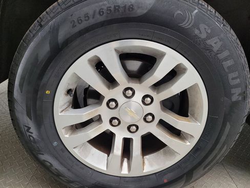 Used 2019 Chevrolet Suburban LT AWD/4WD image 31