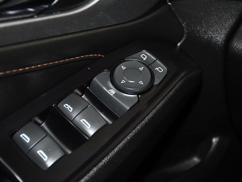 Used 2019 Chevrolet Traverse LT w/ LT Premium Package FWD image 32