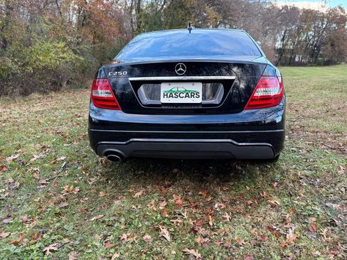 Used 2012 Mercedes-Benz C 250 Sedan w/ Comand Single Disc Pkg image 18