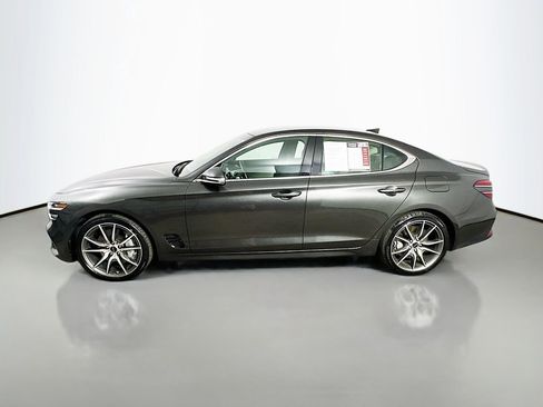 Used 2025 Genesis G70 2.5T RWD image 5