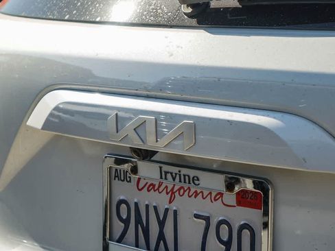 Used 2024 Kia Niro Wind FWD image 13