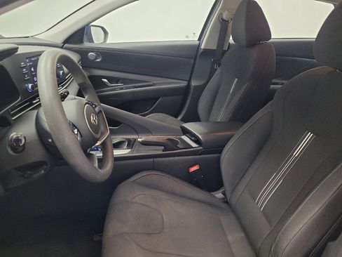 Used 2021 Hyundai Elantra SEL FWD image 17