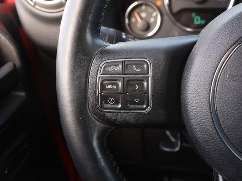 Used 2018 Jeep Wrangler Unlimited Sahara w/ Connectivity Group image 11