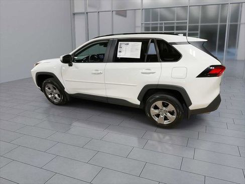 Certified 2022 Toyota RAV4 XLE image 6