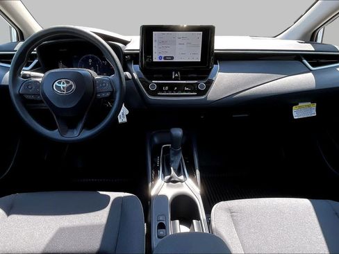 Used 2026 Toyota Corolla LE FWD image 15