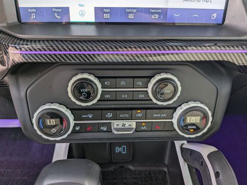 Used 2024 Ford Bronco Wildtrak AWD/4WD image 24