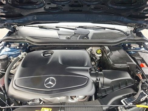 Used 2020 Mercedes-Benz GLA 250 4MATIC image 29