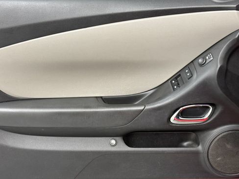 Used 2012 Chevrolet Camaro LS RWD image 17