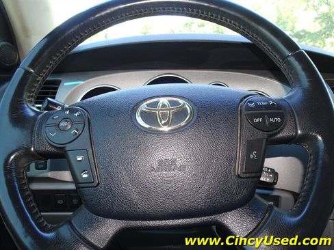 Used 2011 Toyota Sequoia Limited AWD/4WD image 24