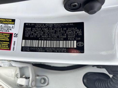 Used 2022 Toyota Camry SE FWD image 30