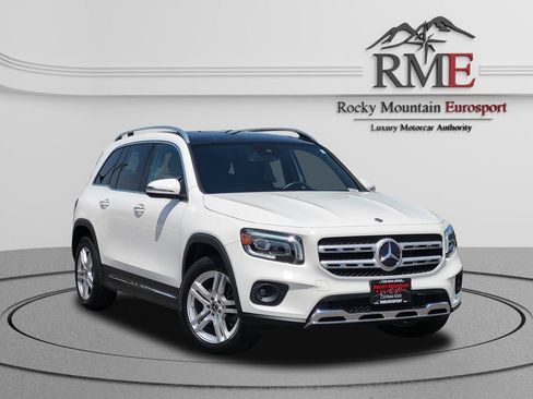 Used 2022 Mercedes-Benz GLB 250 4MATIC w/ Premium Package Lite image 1