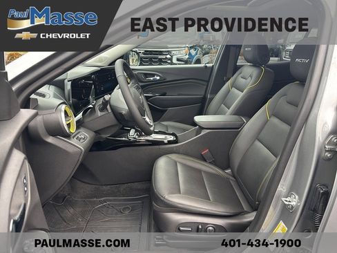 Certified 2025 Chevrolet Trax ACTIV w/ Sunroof Package image 16