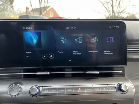 Used 2025 Hyundai Kona SE image 22