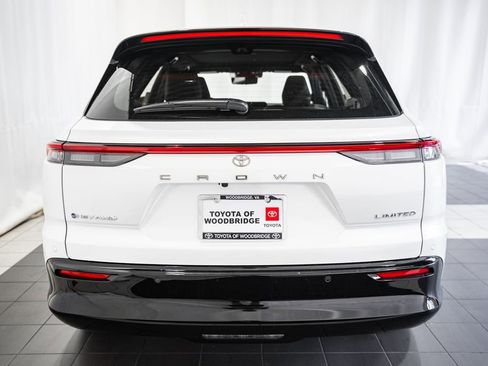 New 2026 Toyota Crown Signia image 5