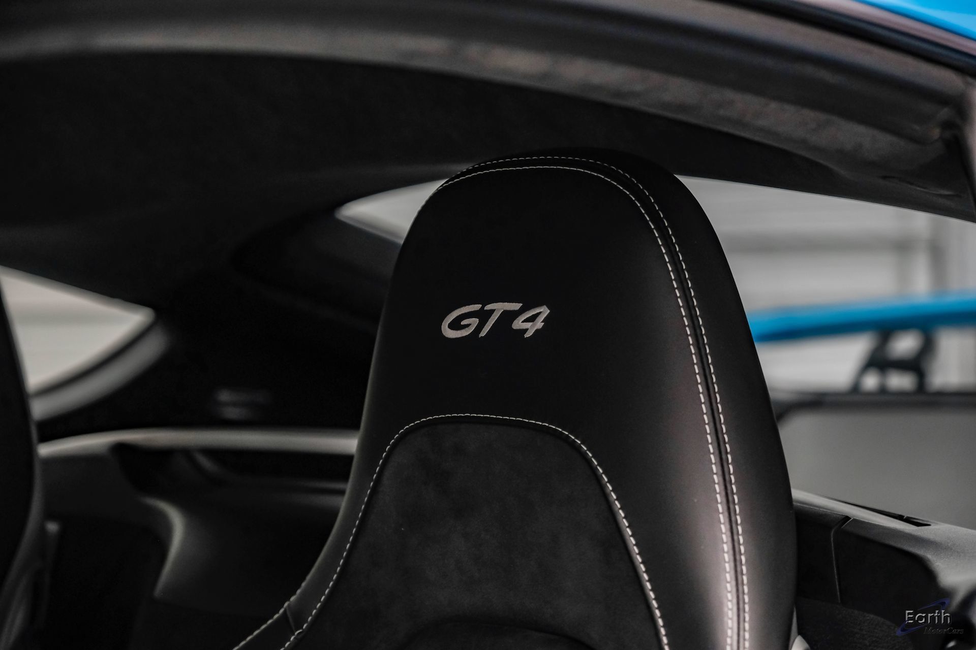 Used 2020 Porsche 718 Cayman GT4 RWD image 44