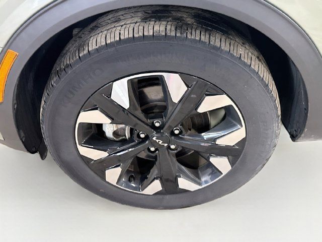 Used 2024 Kia Sportage X-Line w/ X-Line Premium Package AWD/4WD image 32