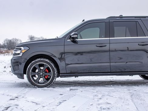 Used 2022 Ford Expedition Max Limited image 43