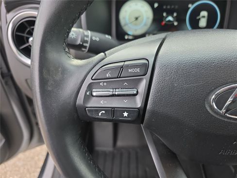 Certified 2023 Hyundai Kona Limited image 22