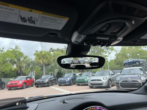 Used 2022 MINI Cooper S FWD image 25