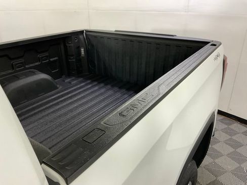 Used 2024 GMC Sierra 1500 SLE w/ Preferred Package AWD/4WD image 40