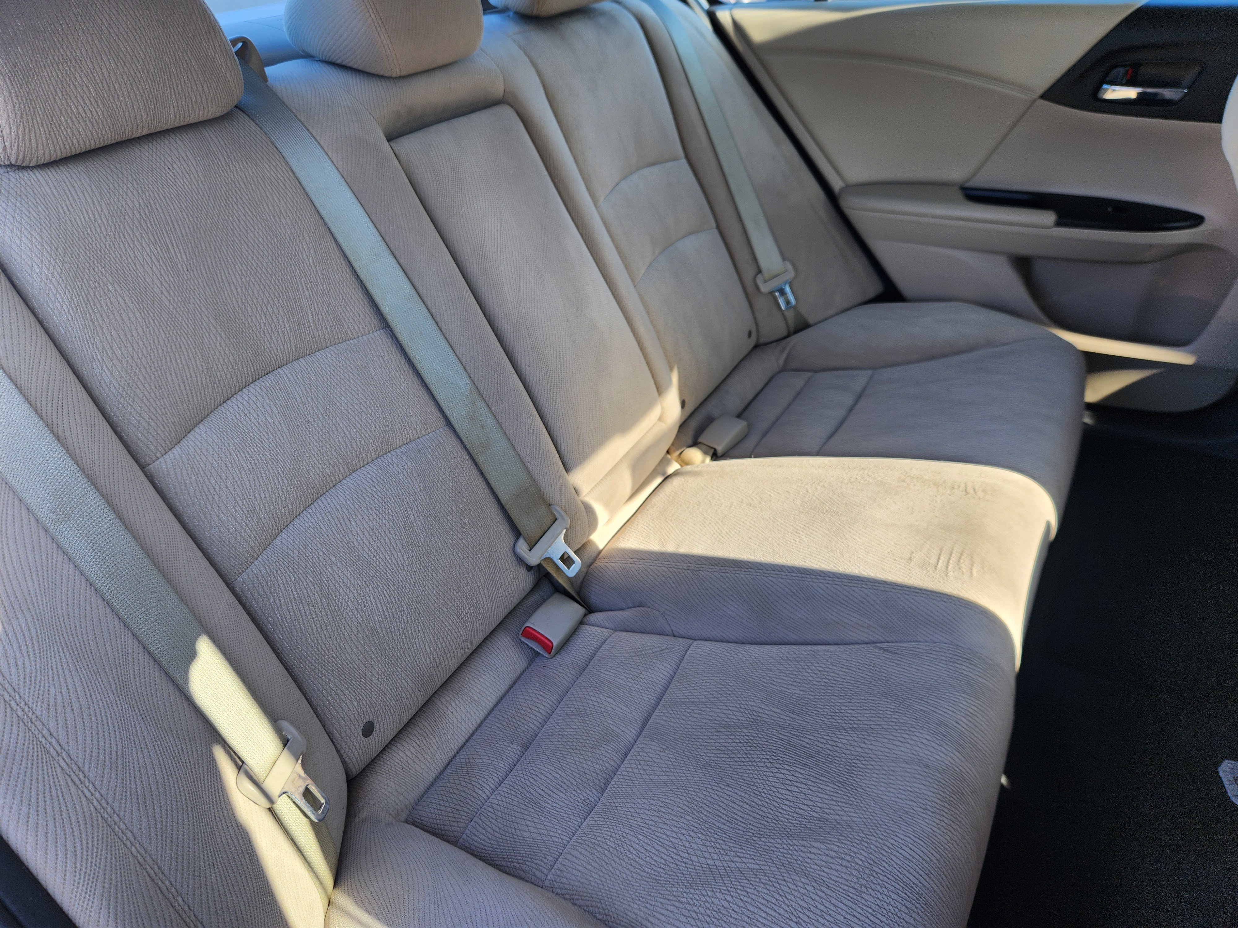 Used 2015 Honda Accord EX image 16